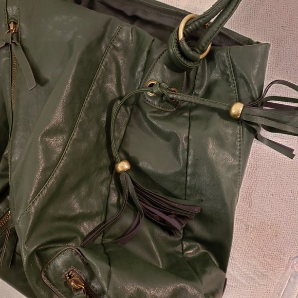 BUENO Green Slouchy Tote Bag Sz Large Vegan Leather Tassels Zippers *NOTE issues - Picture 5 of 16